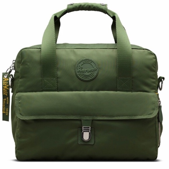 dr martens nylon messenger bag